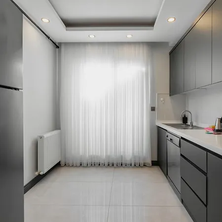 Apartment Central Flat W Balcony 5 Min To Lara Beach