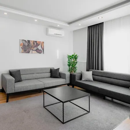 Central Flat W Balcony 5 Min To Lara Beach Apartment Antalya