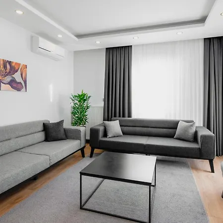 Apartment Central Flat W Balcony 5 Min To Lara Beach *